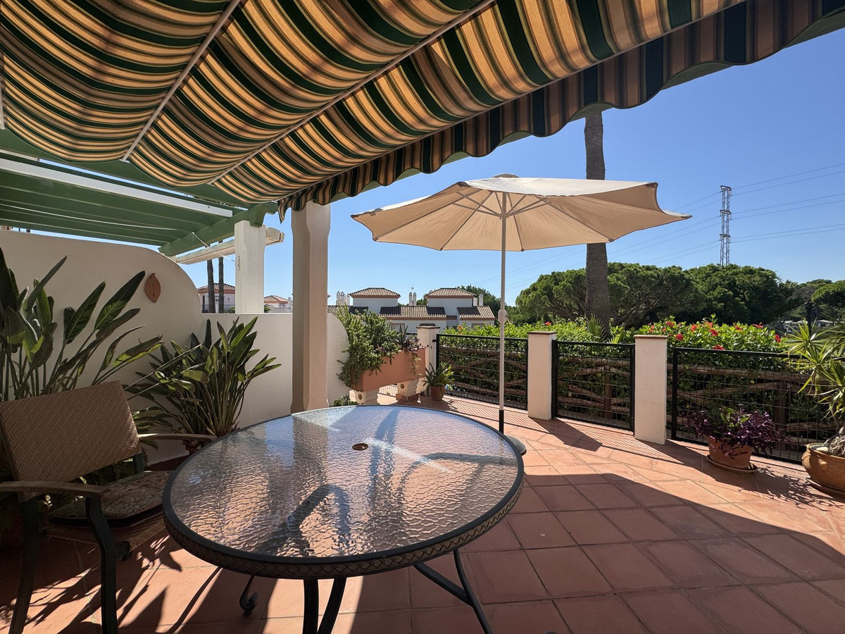2 Bed Townhouse for sale in Cabopino Costa Del Sol, Málaga, Spain