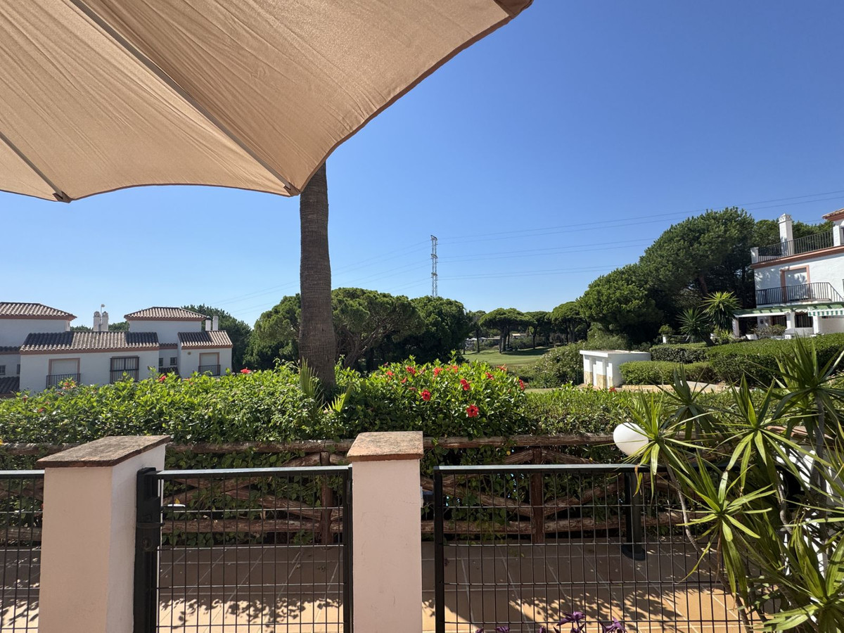 2 Bed Townhouse for sale in Cabopino Costa Del Sol, Málaga, Spain