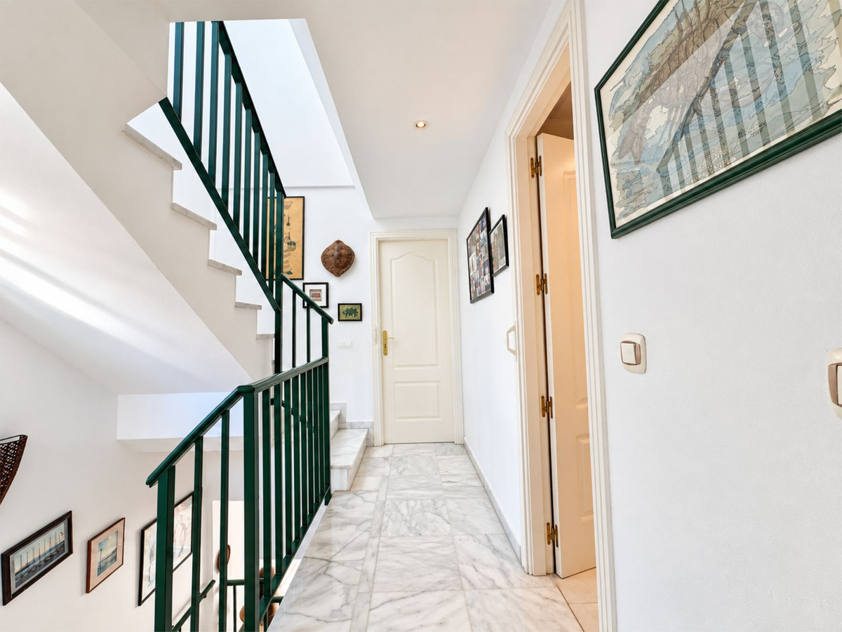 2 Bed Townhouse for sale in Cabopino Costa Del Sol, Málaga, Spain
