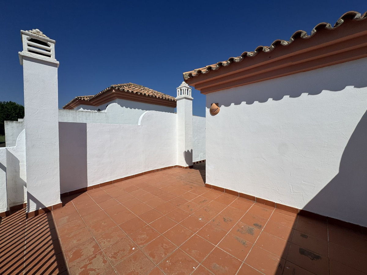 2 Bed Townhouse for sale in Cabopino Costa Del Sol, Málaga, Spain