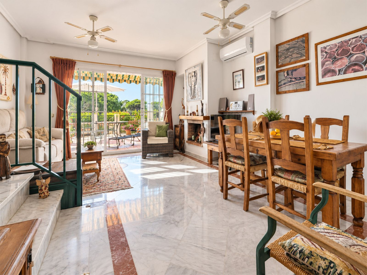 2 Bed Townhouse for sale in Cabopino Costa Del Sol, Málaga, Spain