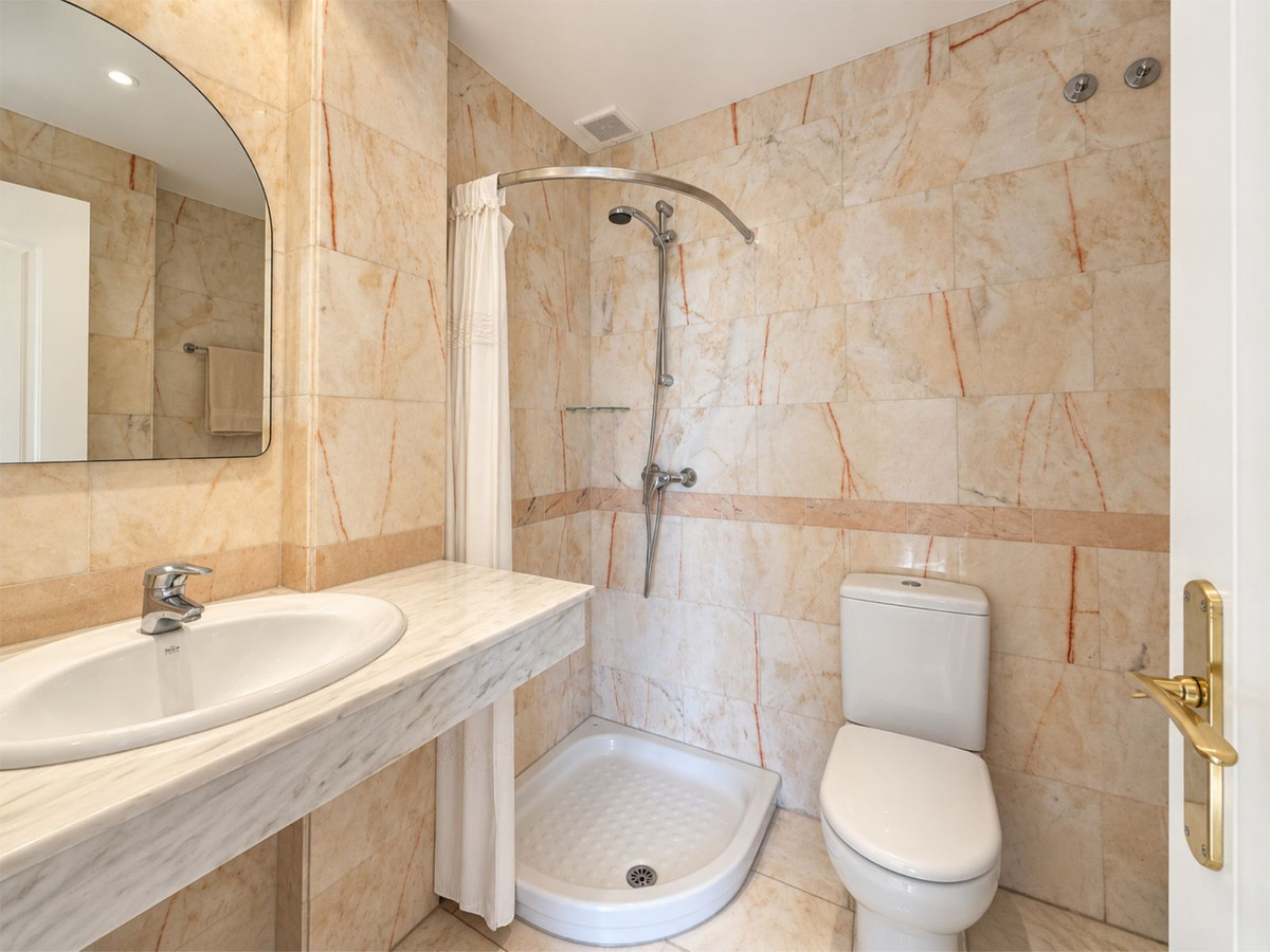 2 Bed Townhouse for sale in Cabopino Costa Del Sol, Málaga, Spain
