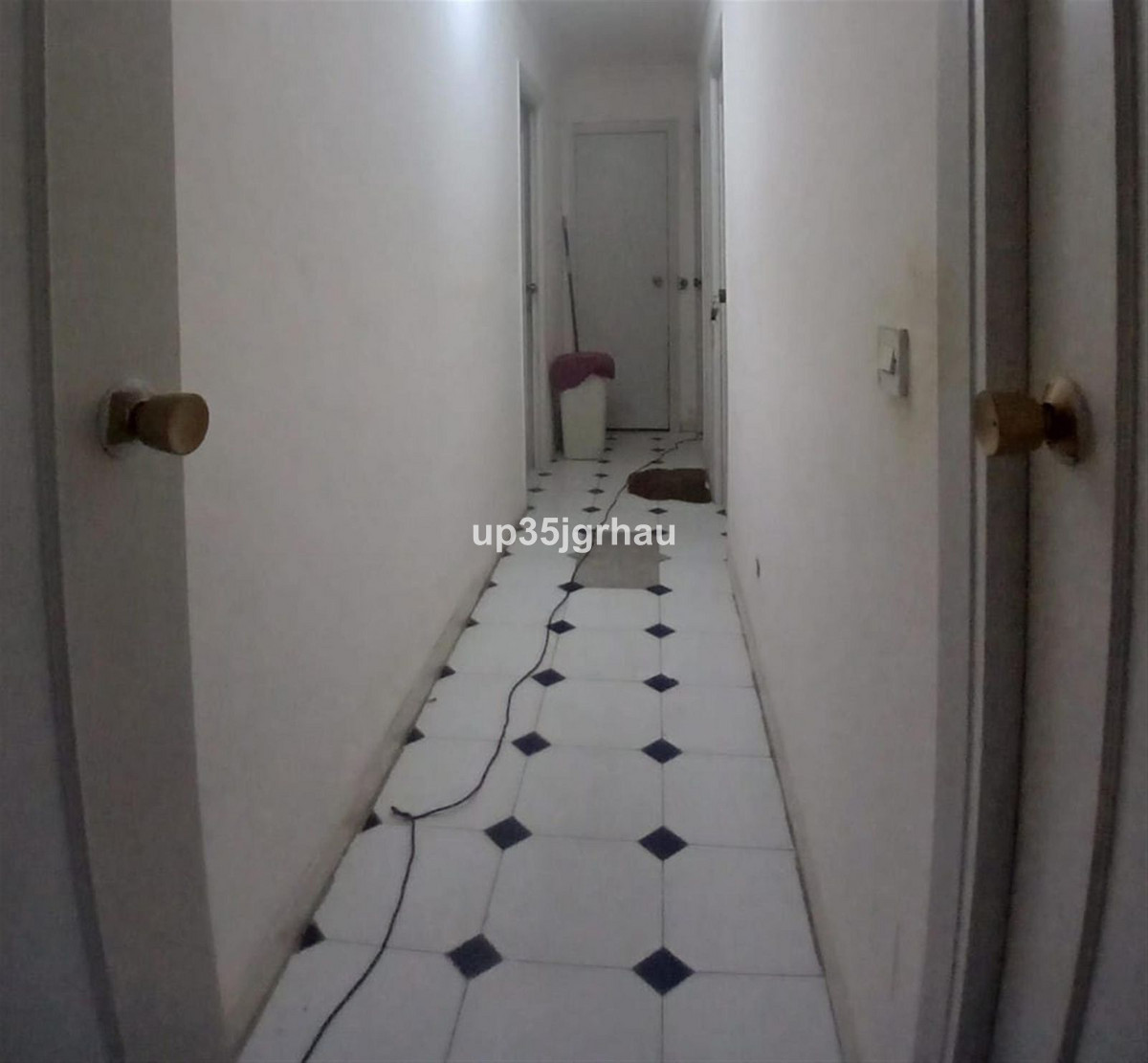 4 Bed Apartment for sale in Estepona Costa Del Sol, Málaga, Spain