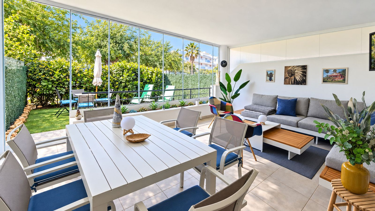 2 Bed Apartment for sale in Casares Playa Costa Del Sol, Málaga, Spain