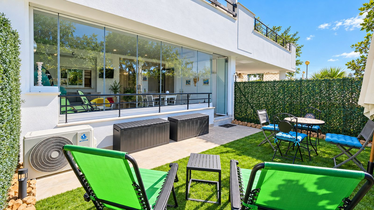2 Bed Apartment for sale in Casares Playa Costa Del Sol, Málaga, Spain