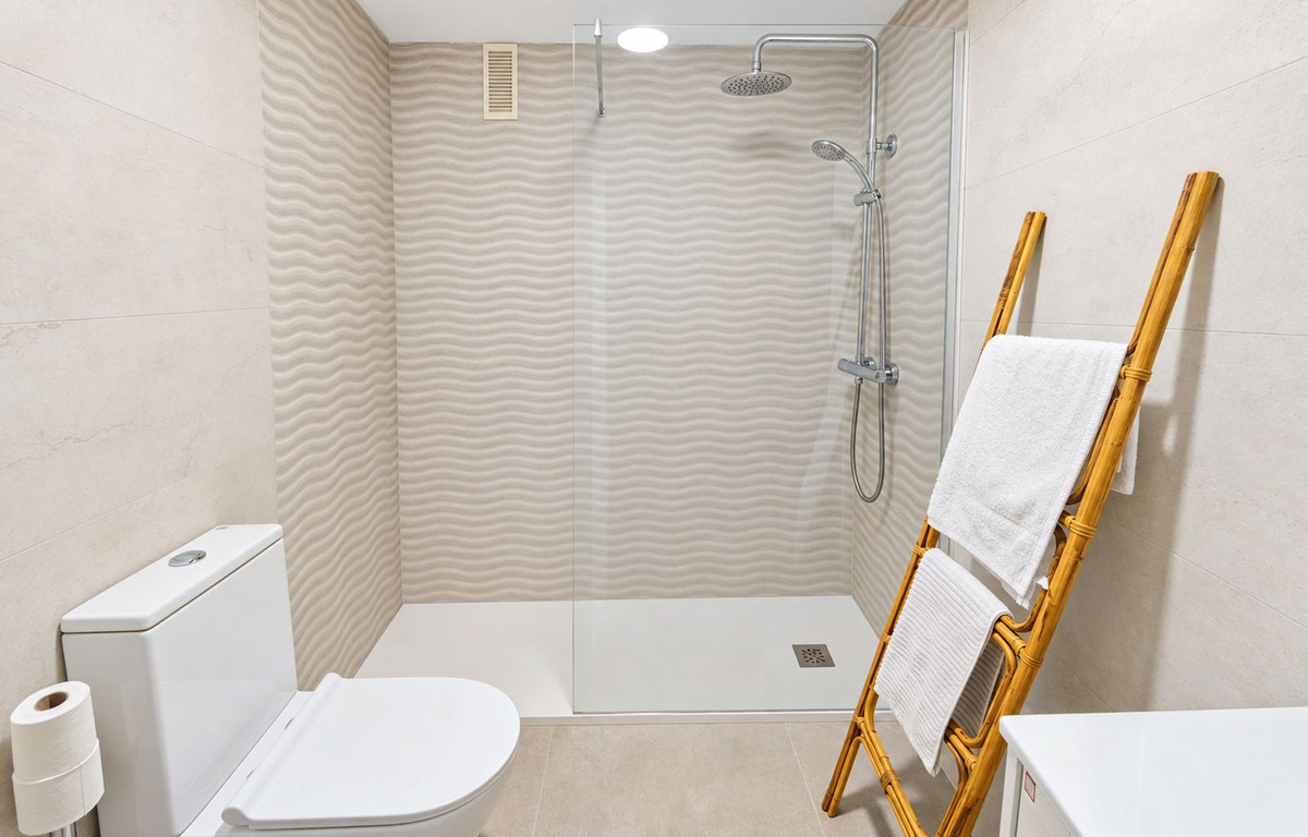 2 Bed Apartment for sale in Casares Playa Costa Del Sol, Málaga, Spain