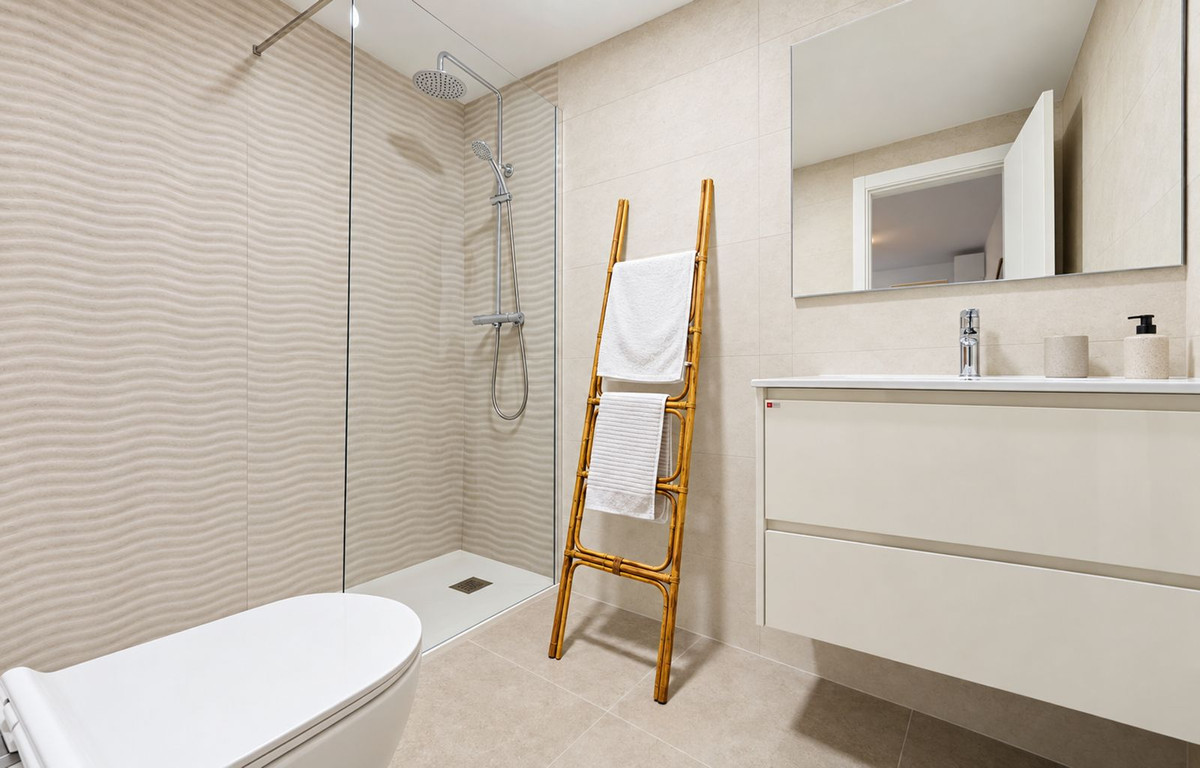 2 Bed Apartment for sale in Casares Playa Costa Del Sol, Málaga, Spain