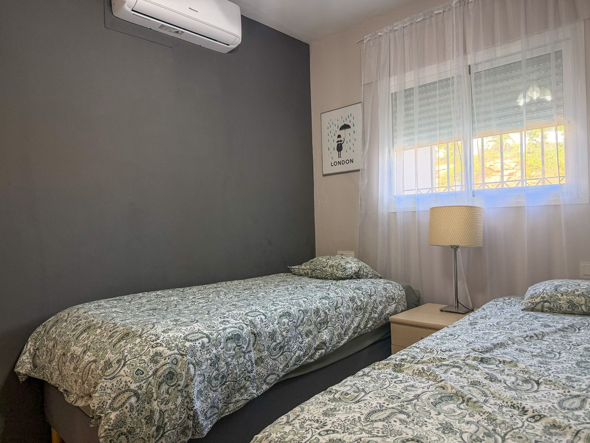 2 Bed Apartment for sale in Calahonda Costa Del Sol, Málaga, Spain