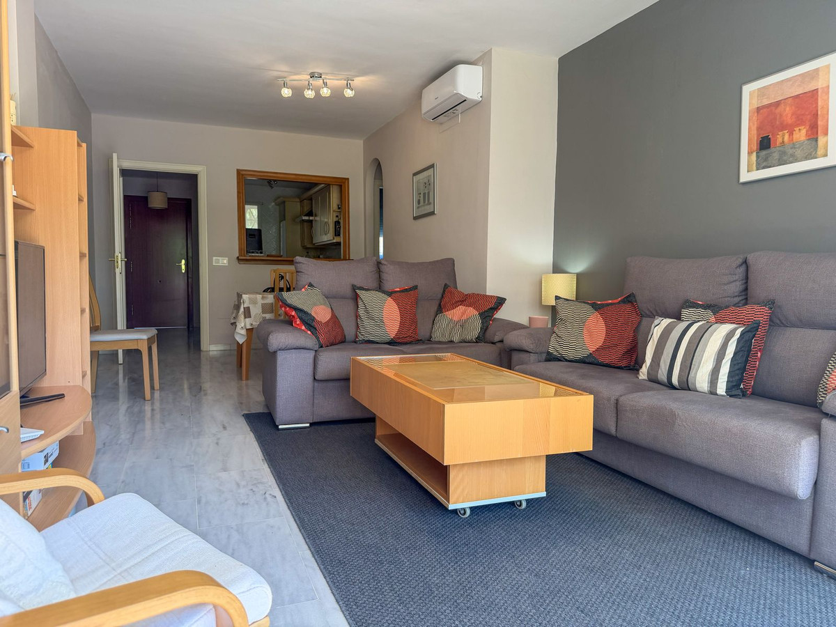 2 Bed Apartment for sale in Calahonda Costa Del Sol, Málaga, Spain