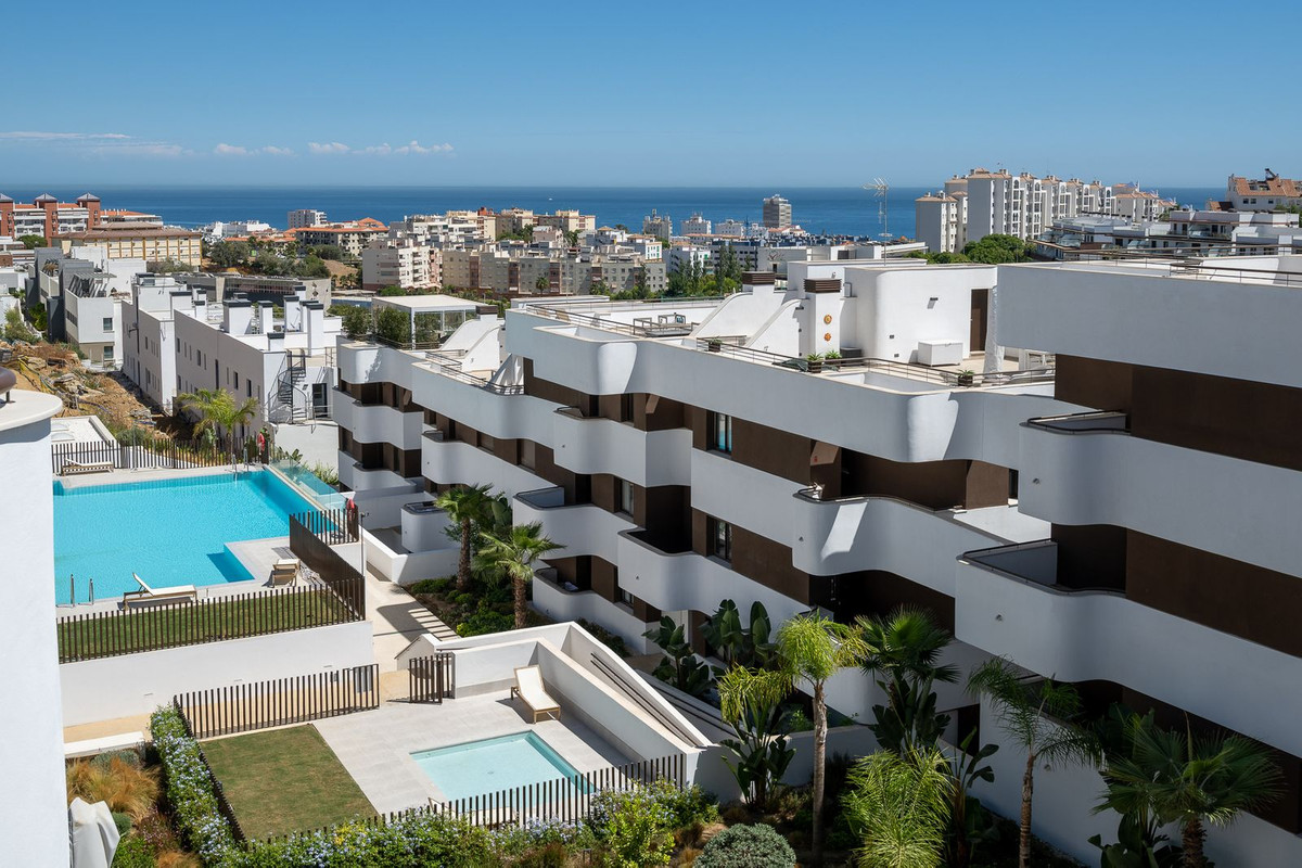 3 Bed Apartment for sale in Estepona Costa Del Sol, Málaga, Spain