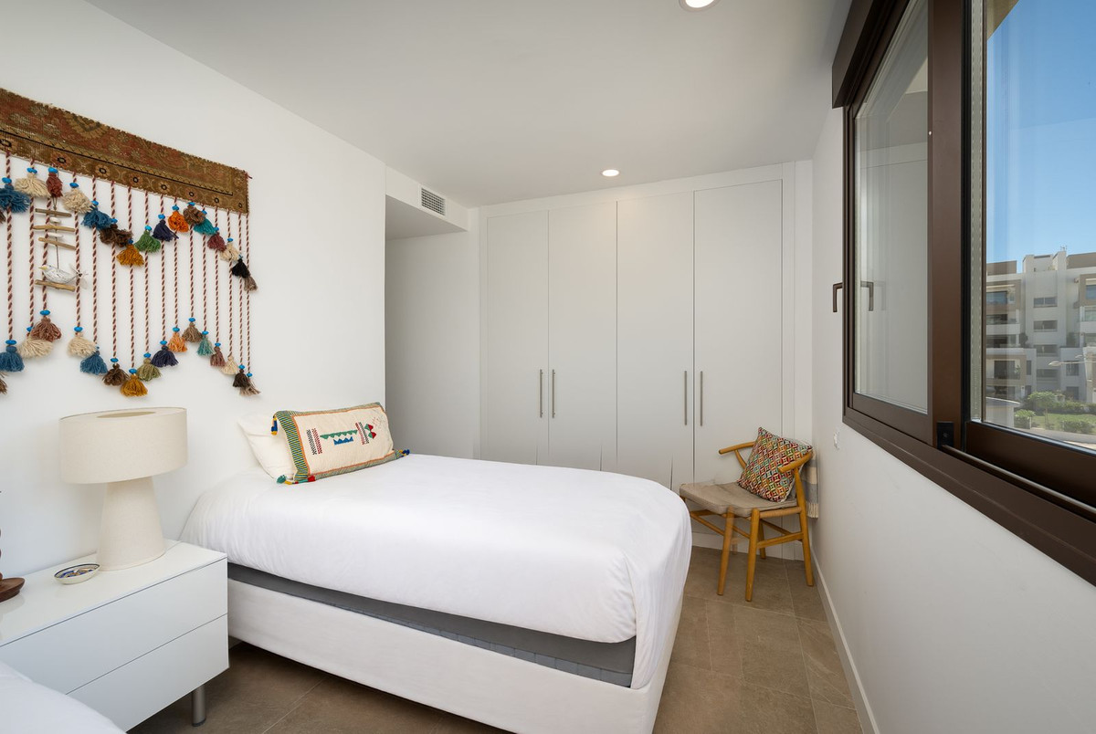 3 Bed Apartment for sale in Estepona Costa Del Sol, Málaga, Spain