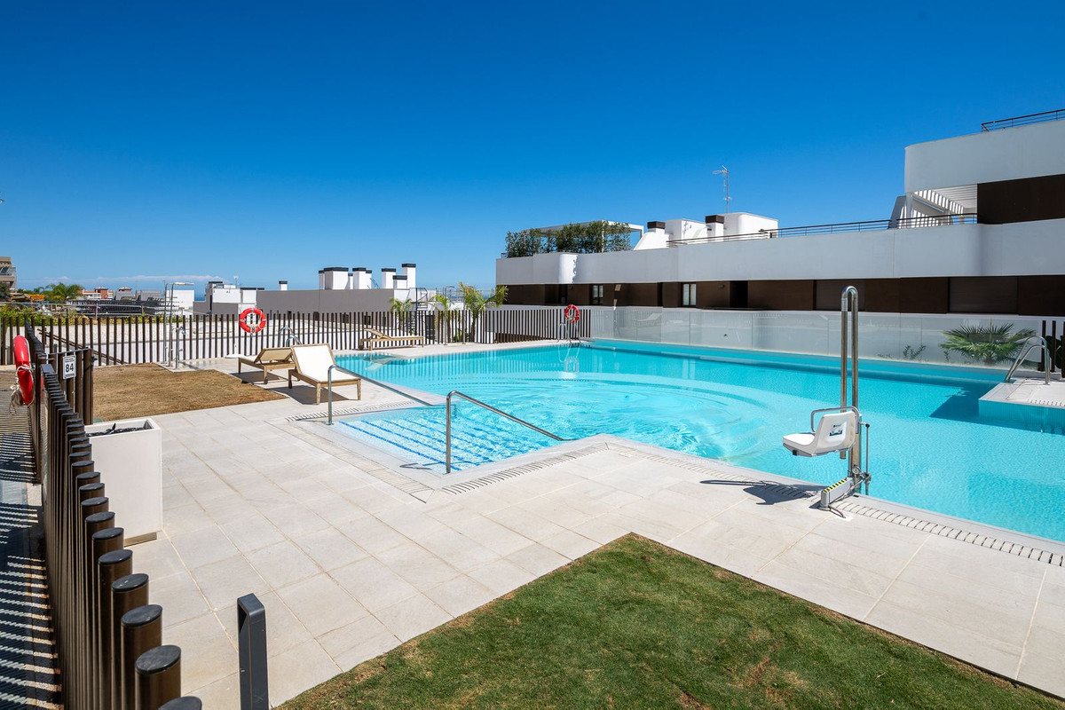 3 Bed Apartment for sale in Estepona Costa Del Sol, Málaga, Spain