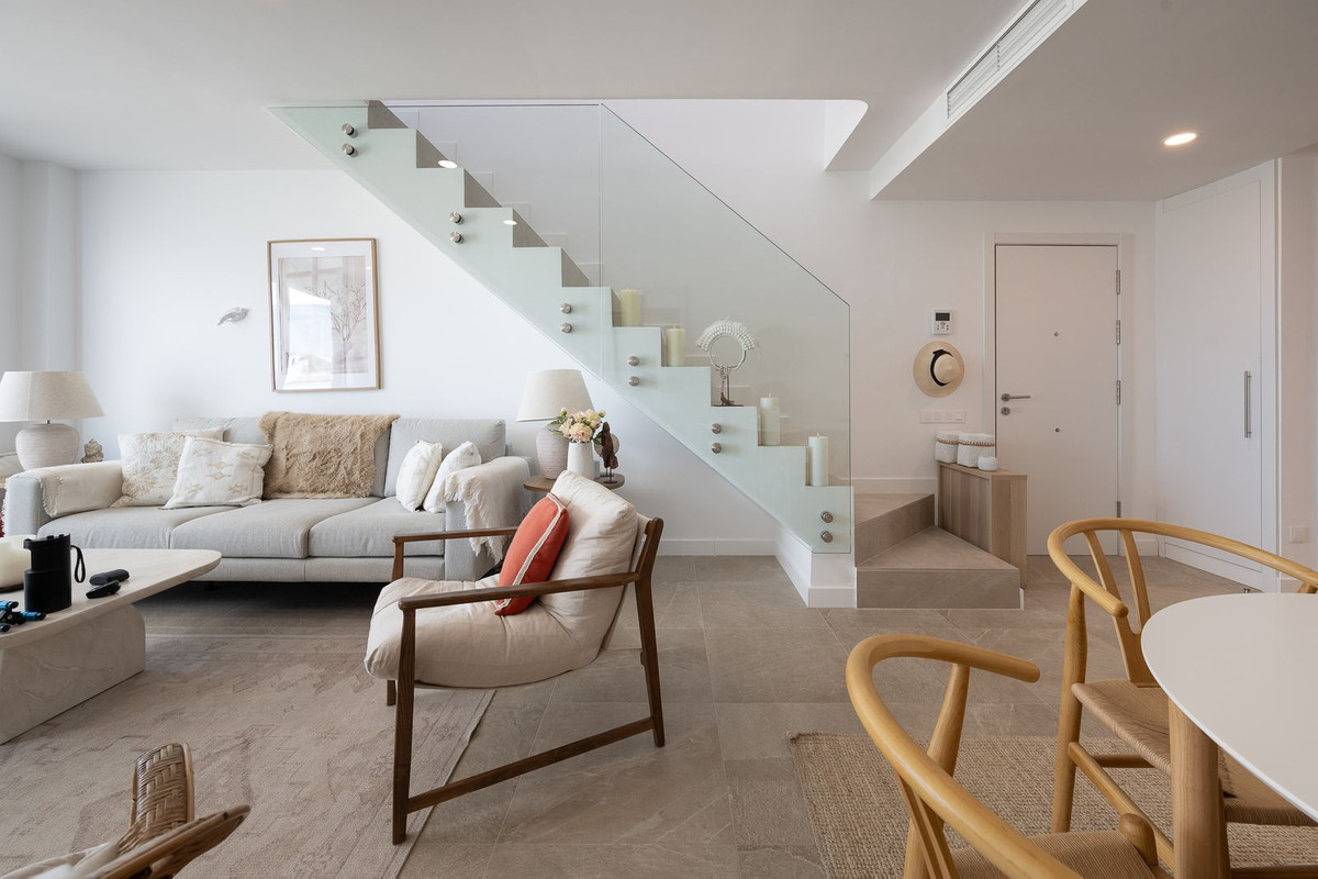3 Bed Apartment for sale in Estepona Costa Del Sol, Málaga, Spain