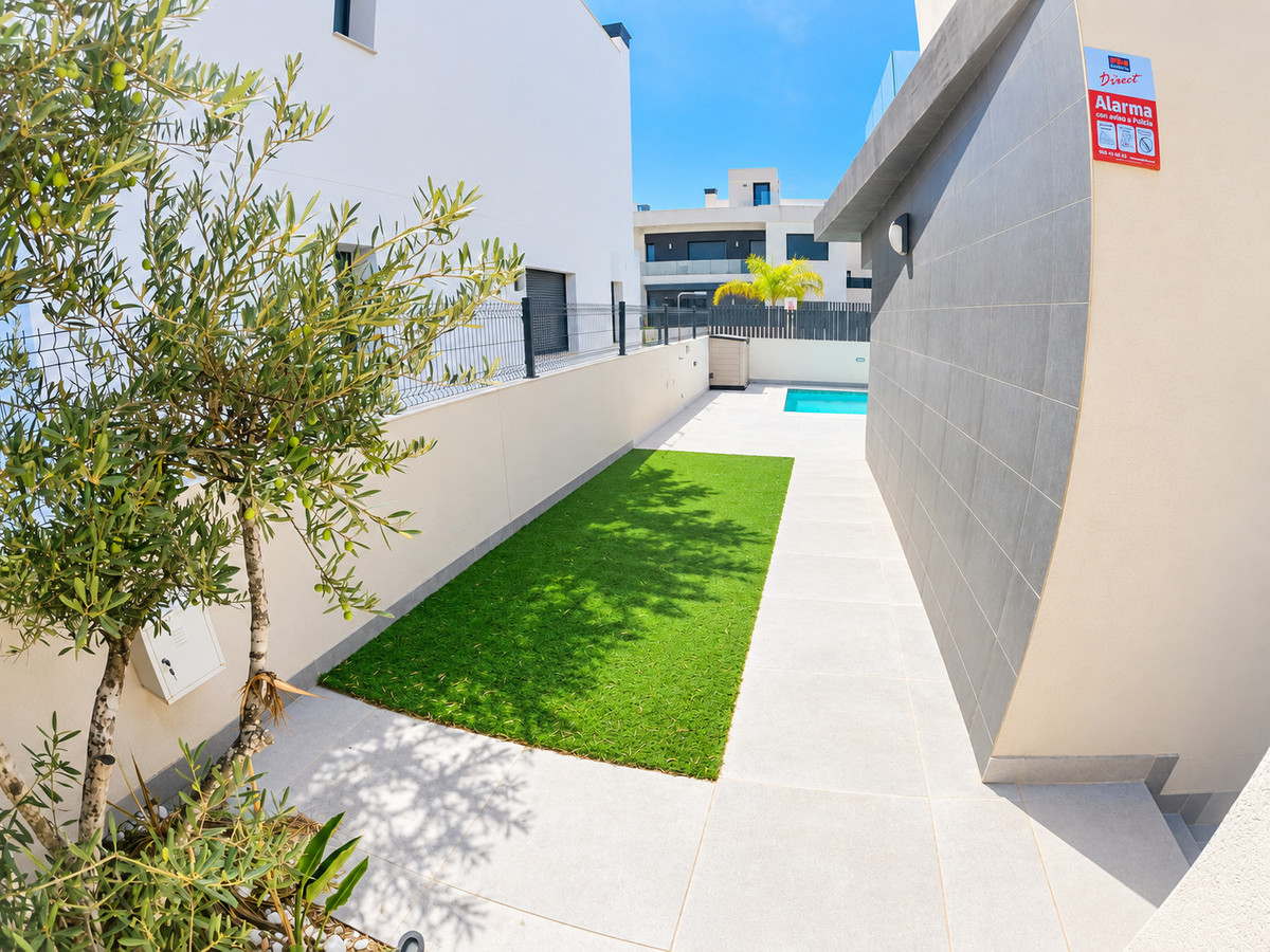 4 Bed Townhouse for sale in La Finca Golf Costa Blanca, Alicante, Spain