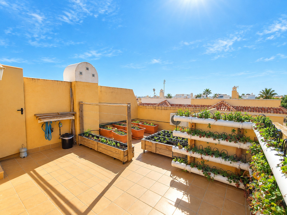 4 Bed Townhouse for sale in Ciudad Quesada Costa Blanca, Alicante, Spain