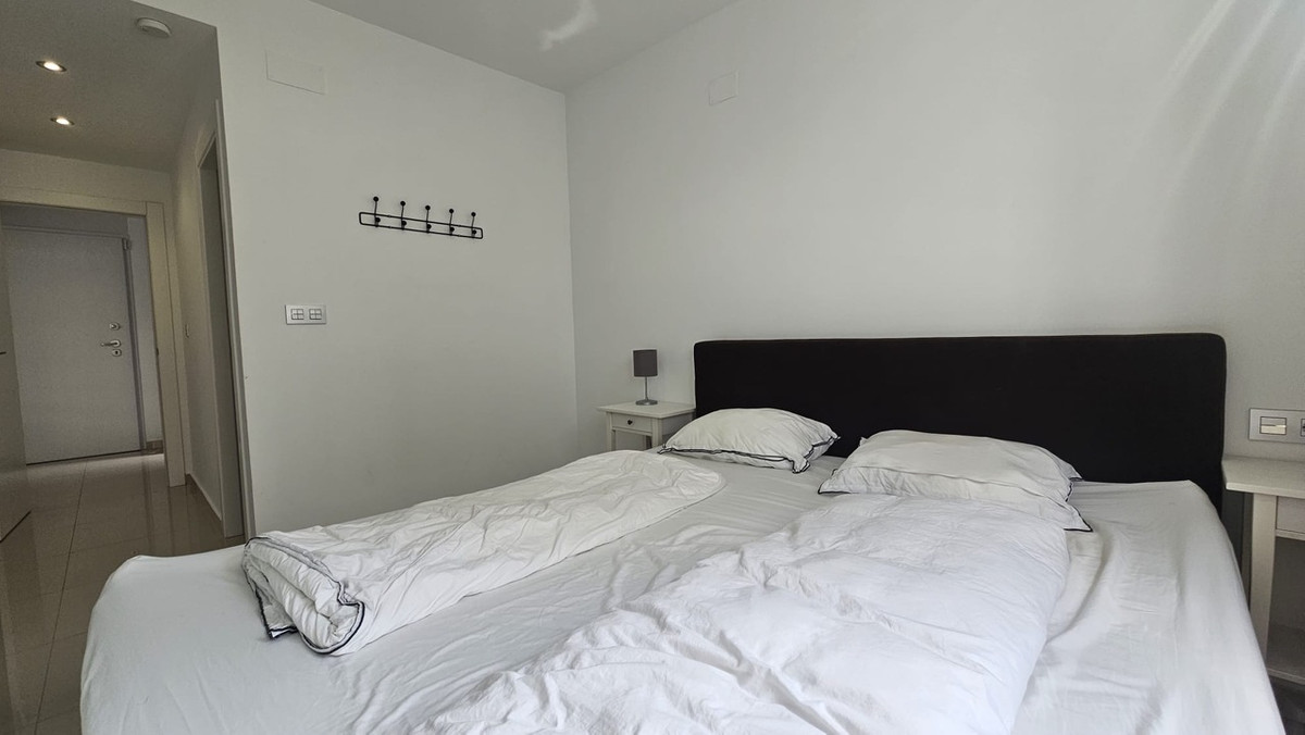 6 Bed Townhouse for sale in Villamartin Costa Blanca, Alicante, Spain