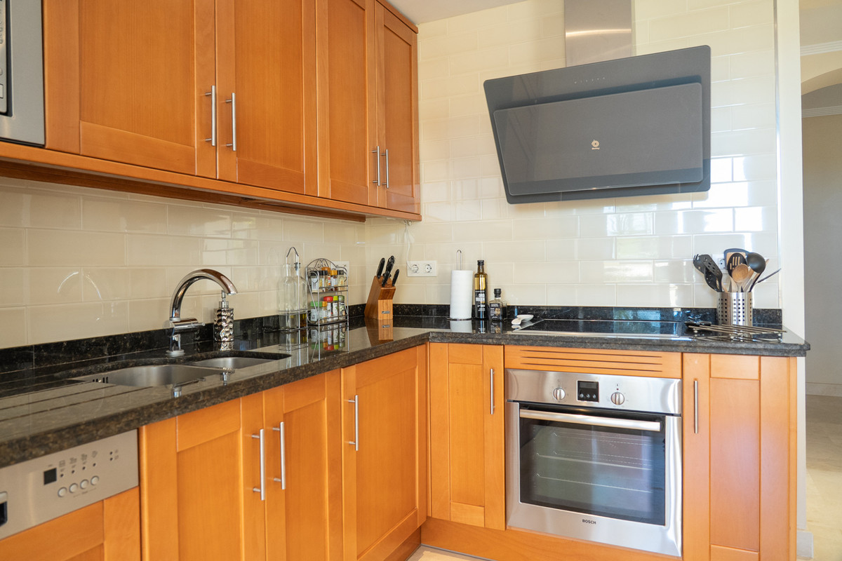 2 Bed Apartment for sale in Casares Costa Del Sol, Málaga, Spain