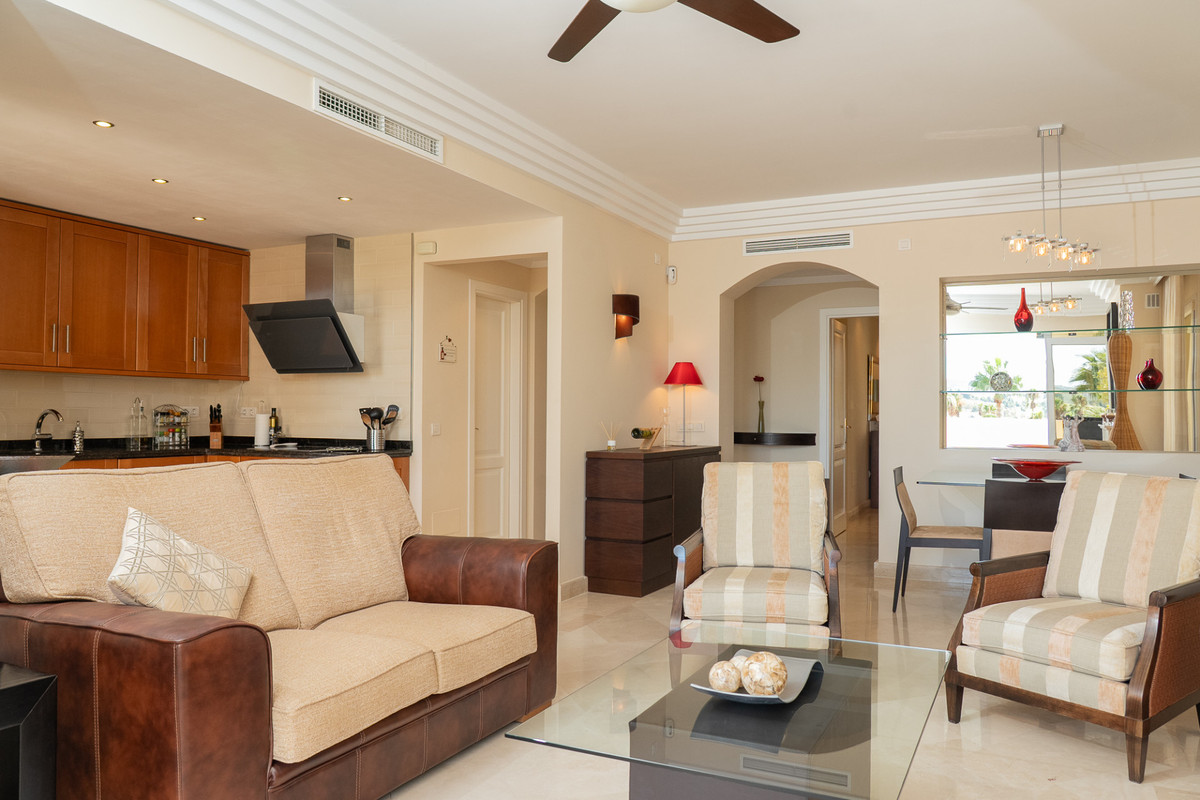 2 Bed Apartment for sale in Casares Costa Del Sol, Málaga, Spain