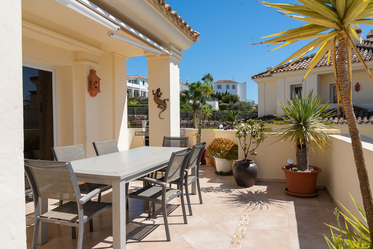 3 Bed Apartment for sale in Casares Costa Del Sol, Málaga, Spain