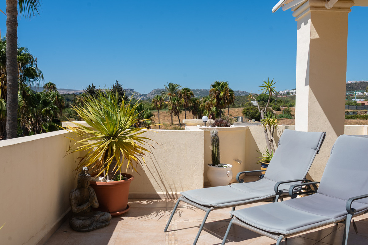 3 Bed Apartment for sale in Casares Costa Del Sol, Málaga, Spain