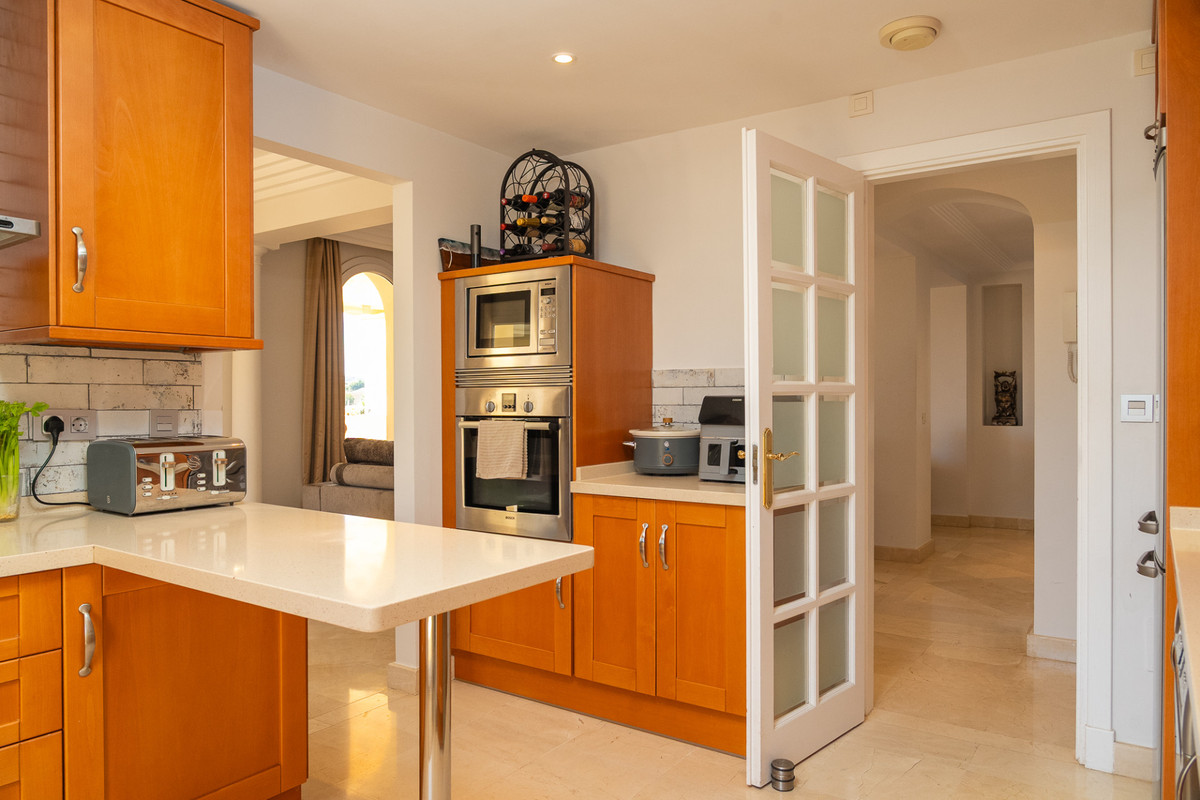 3 Bed Apartment for sale in Casares Costa Del Sol, Málaga, Spain