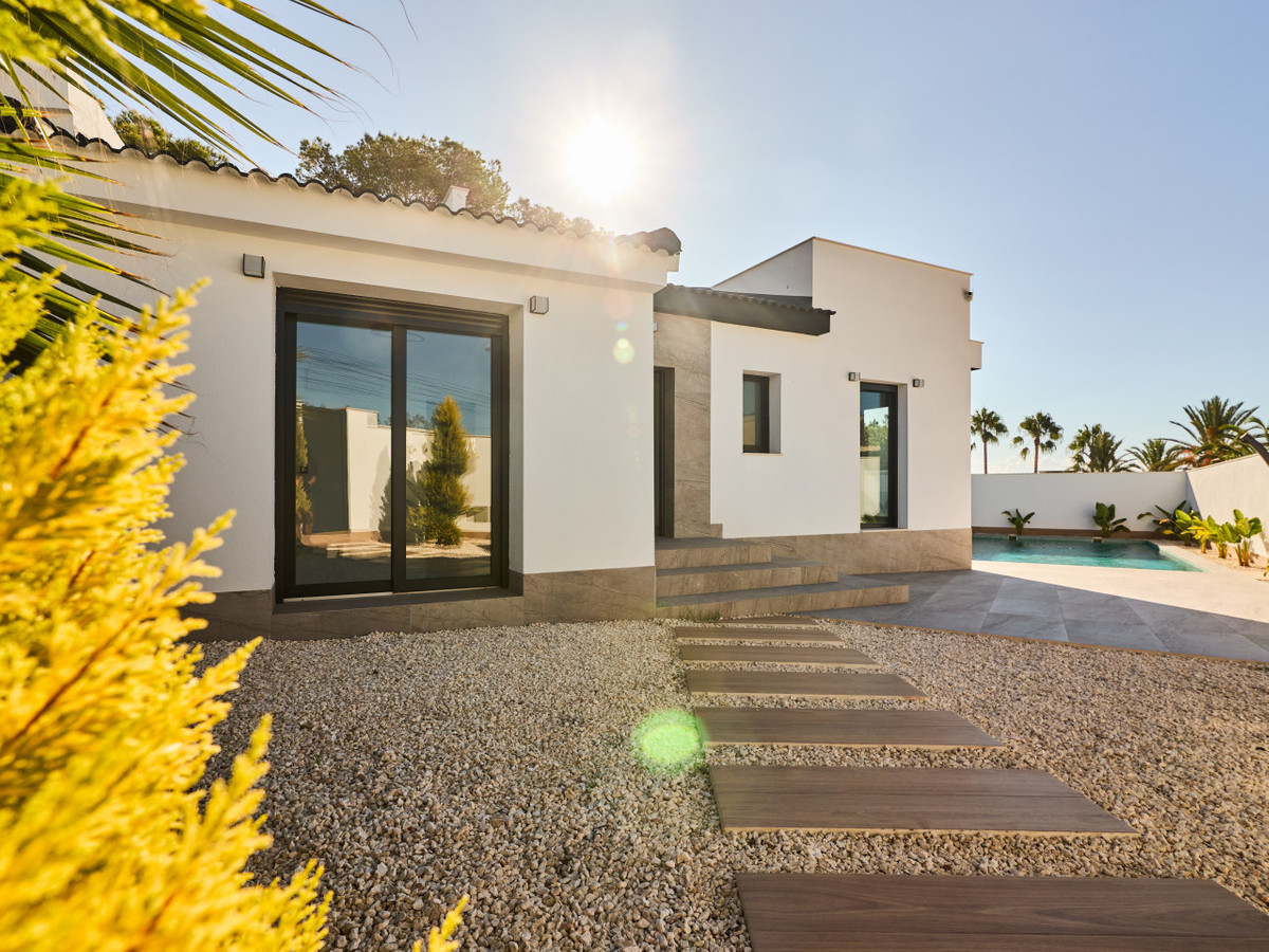 5 Bed Townhouse for sale in Rojales Costa Blanca, Alicante, Spain