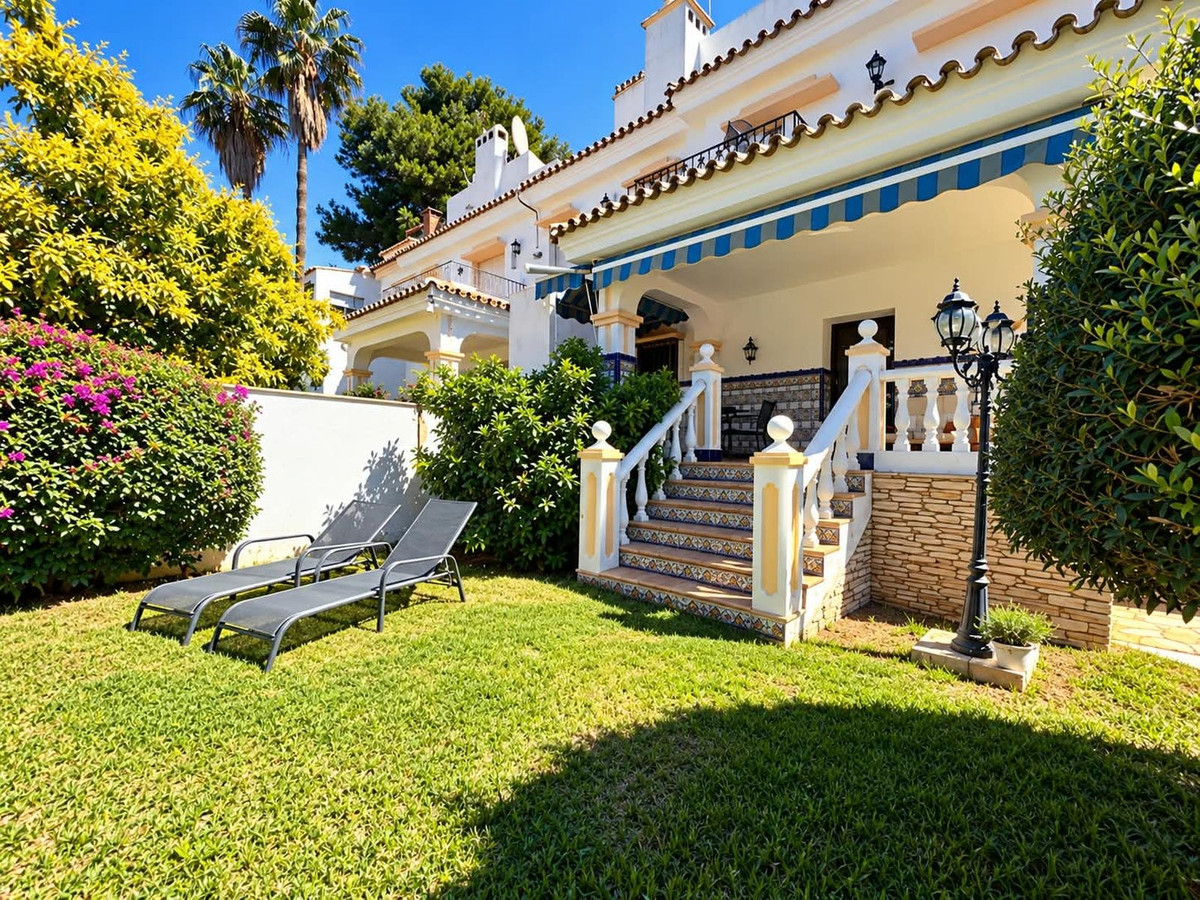 3 Bed Townhouse for sale in Nueva Andalucía Costa Del Sol, Málaga, Spain