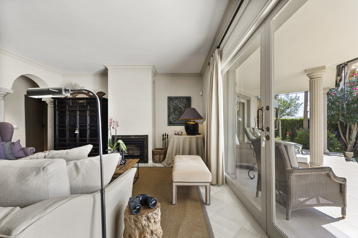2 Bed Townhouse for sale in Marbella Costa Del Sol, Málaga, Spain
