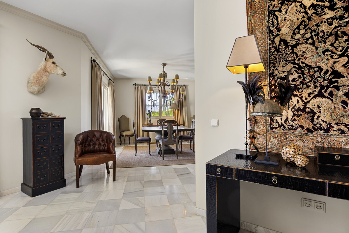 2 Bed Townhouse for sale in Marbella Costa Del Sol, Málaga, Spain