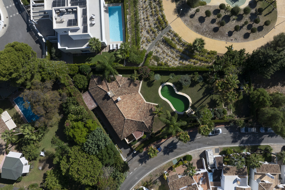 2 Bed Townhouse for sale in Marbella Costa Del Sol, Málaga, Spain