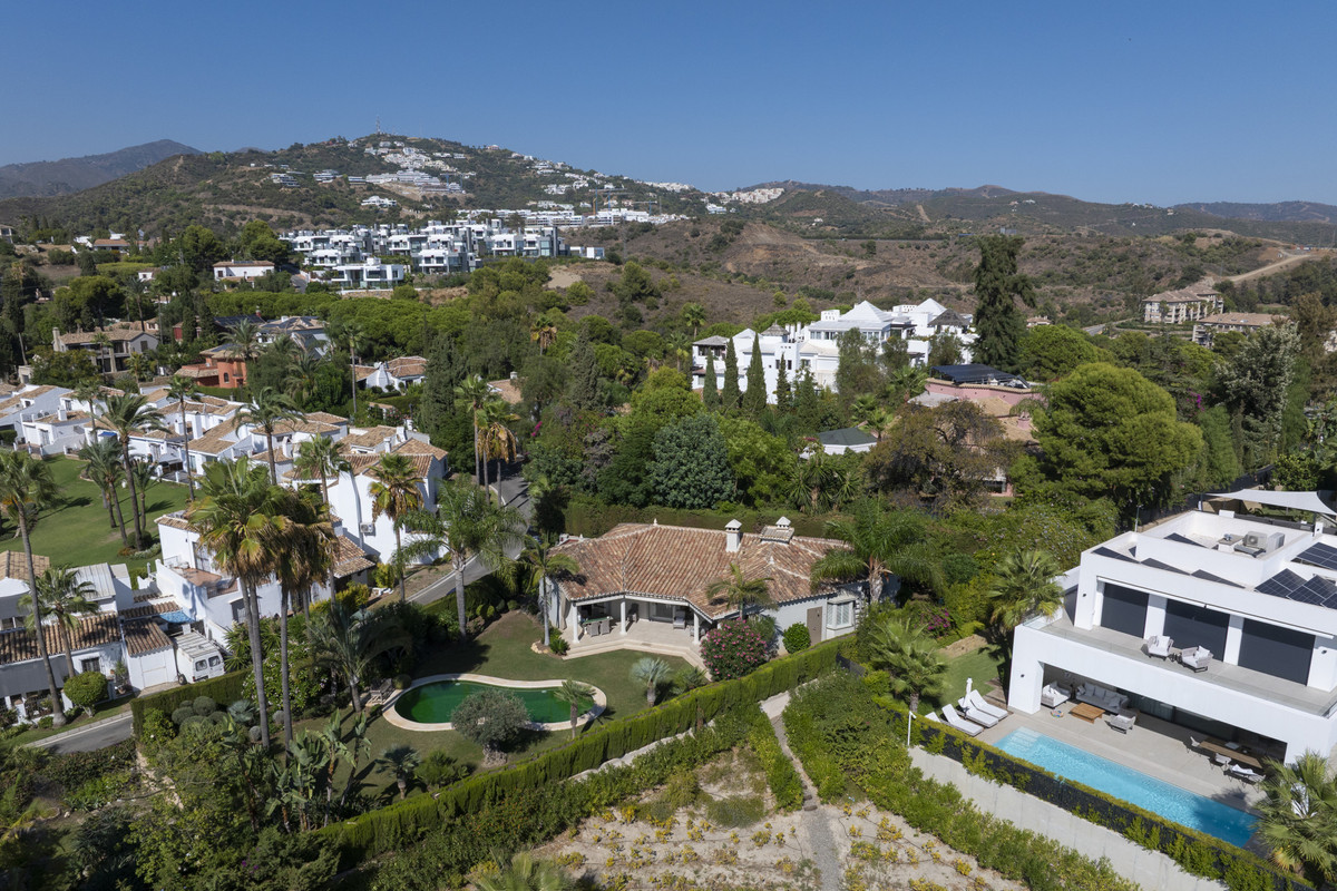 2 Bed Townhouse for sale in Marbella Costa Del Sol, Málaga, Spain