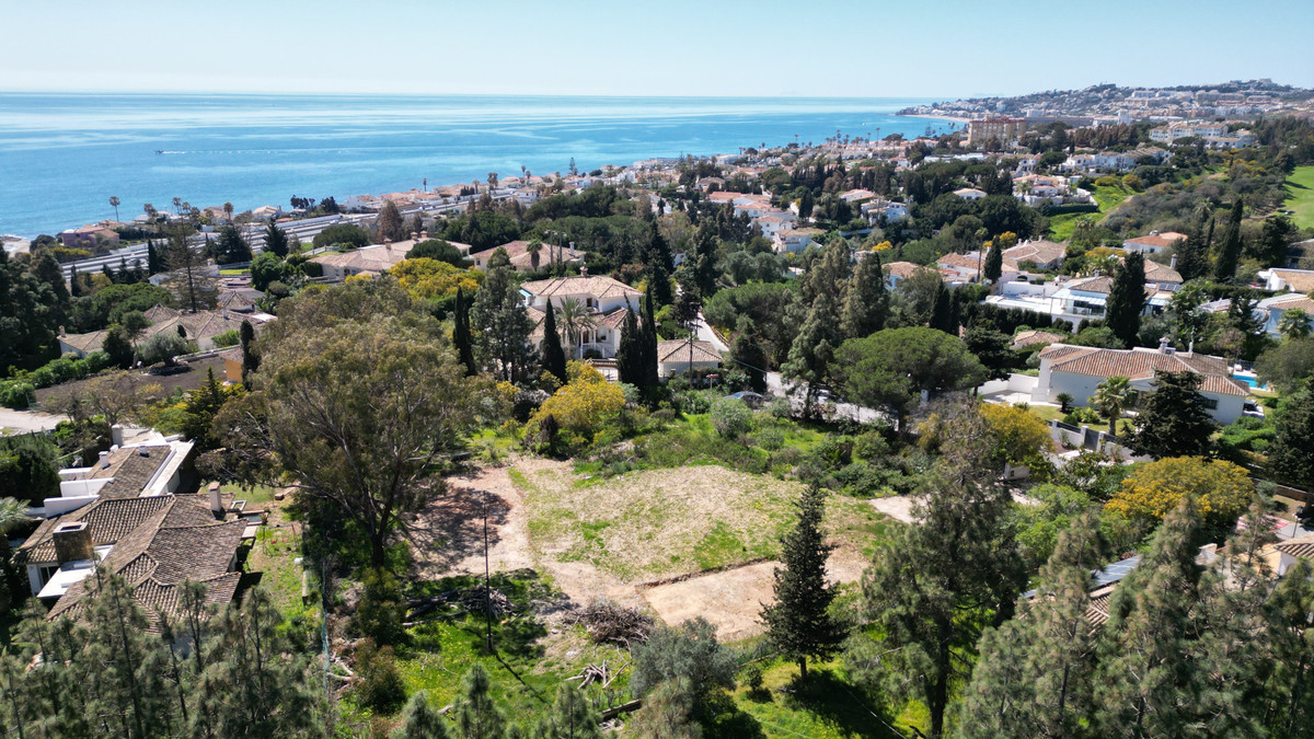 5 Bed Townhouse for sale in El Chaparral Costa Del Sol, Málaga, Spain