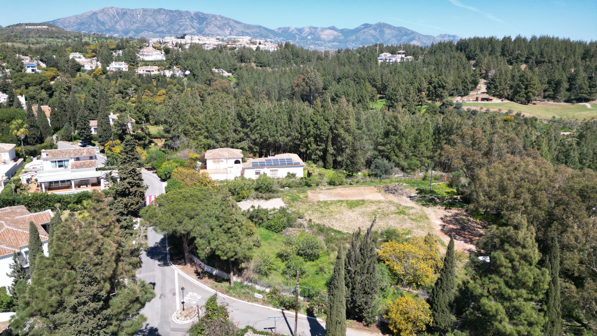 5 Bed Townhouse for sale in El Chaparral Costa Del Sol, Málaga, Spain