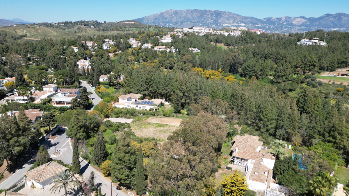 5 Bed Townhouse for sale in El Chaparral Costa Del Sol, Málaga, Spain