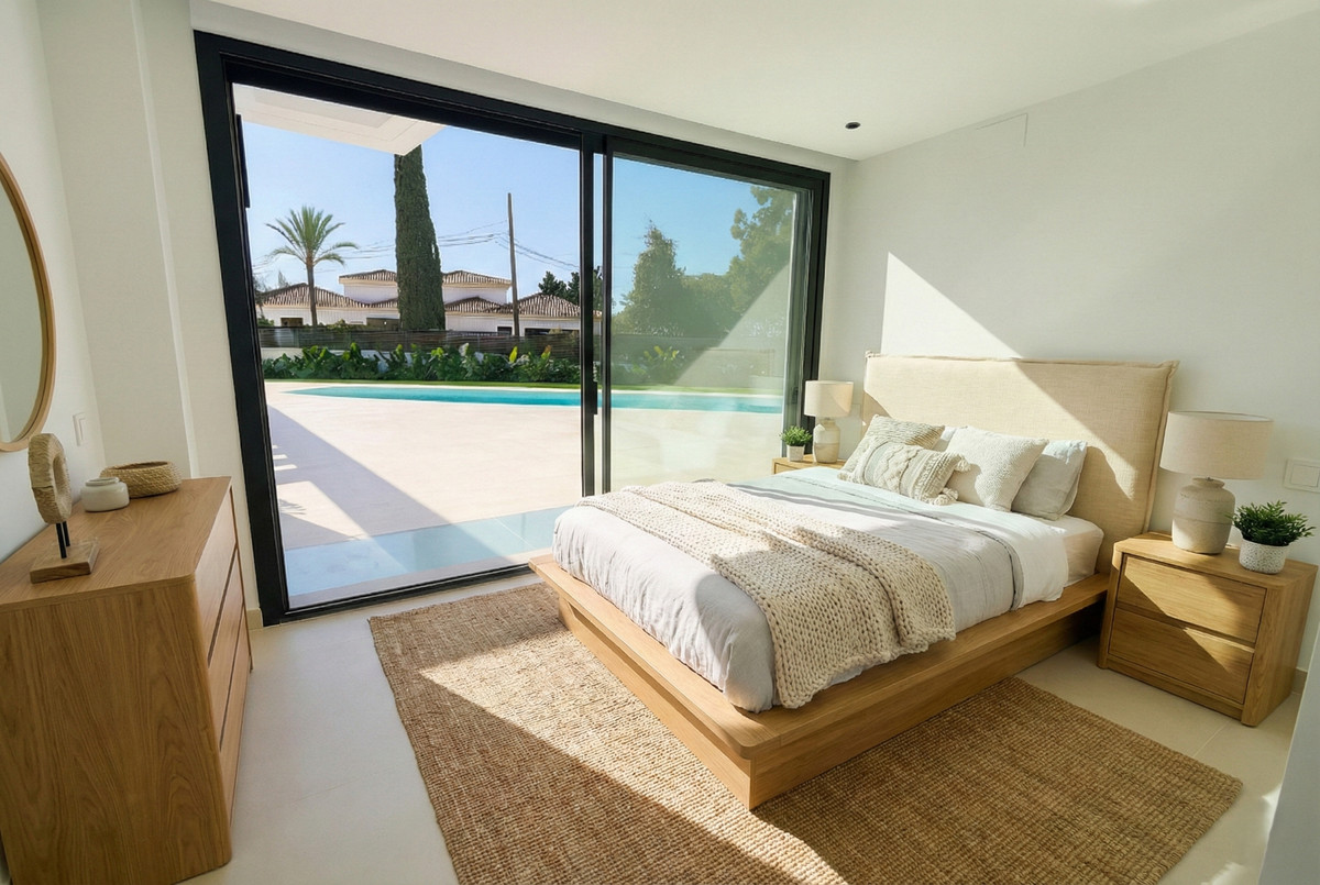 5 Bed Townhouse for sale in El Chaparral Costa Del Sol, Málaga, Spain