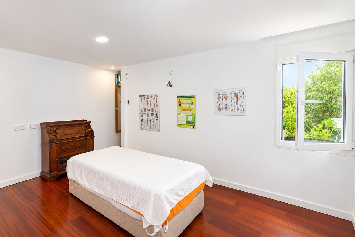 Villa for sale in El Rosario, Málaga, Spain