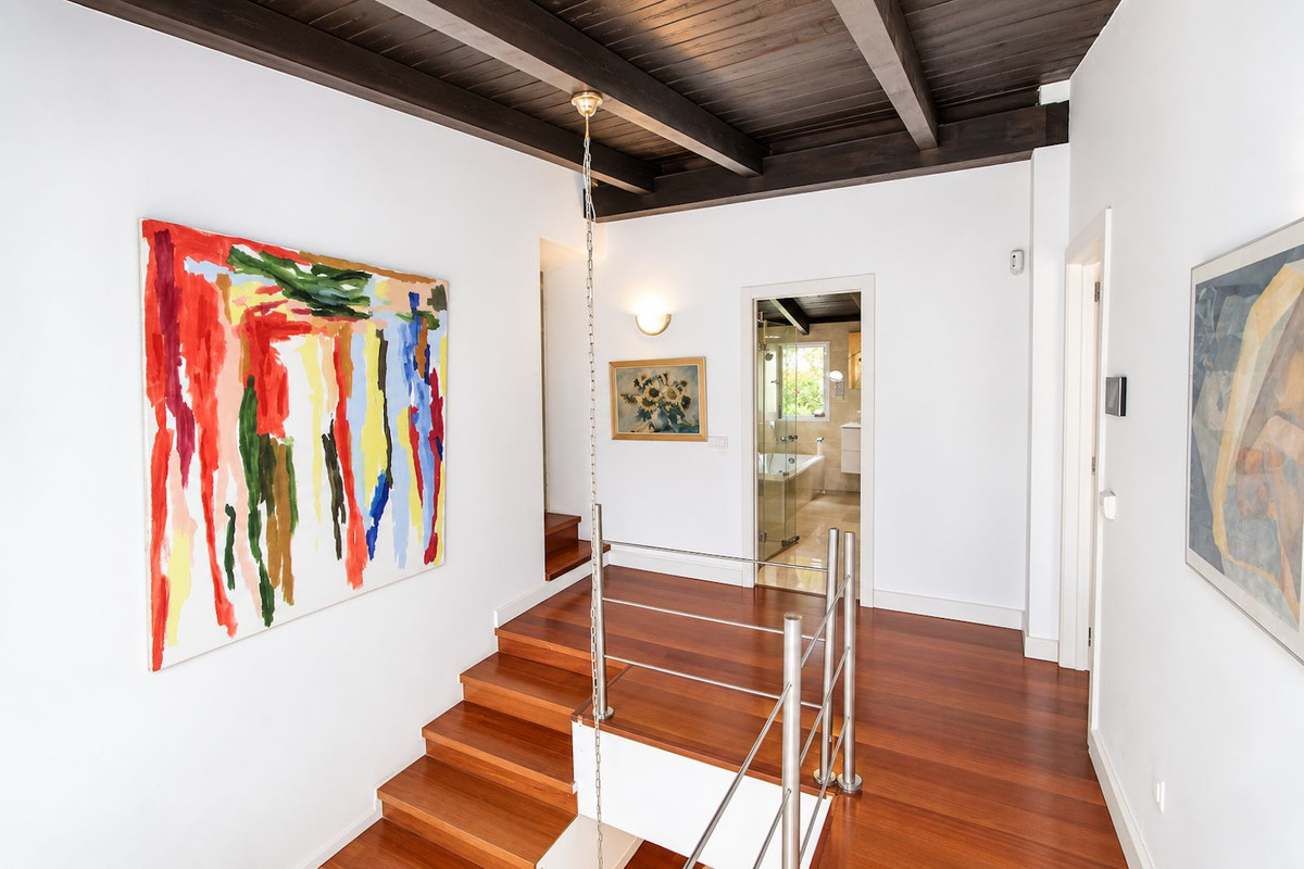 Villa for sale in El Rosario, Málaga, Spain