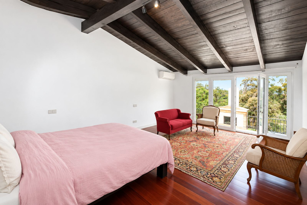 Villa for sale in El Rosario, Málaga, Spain