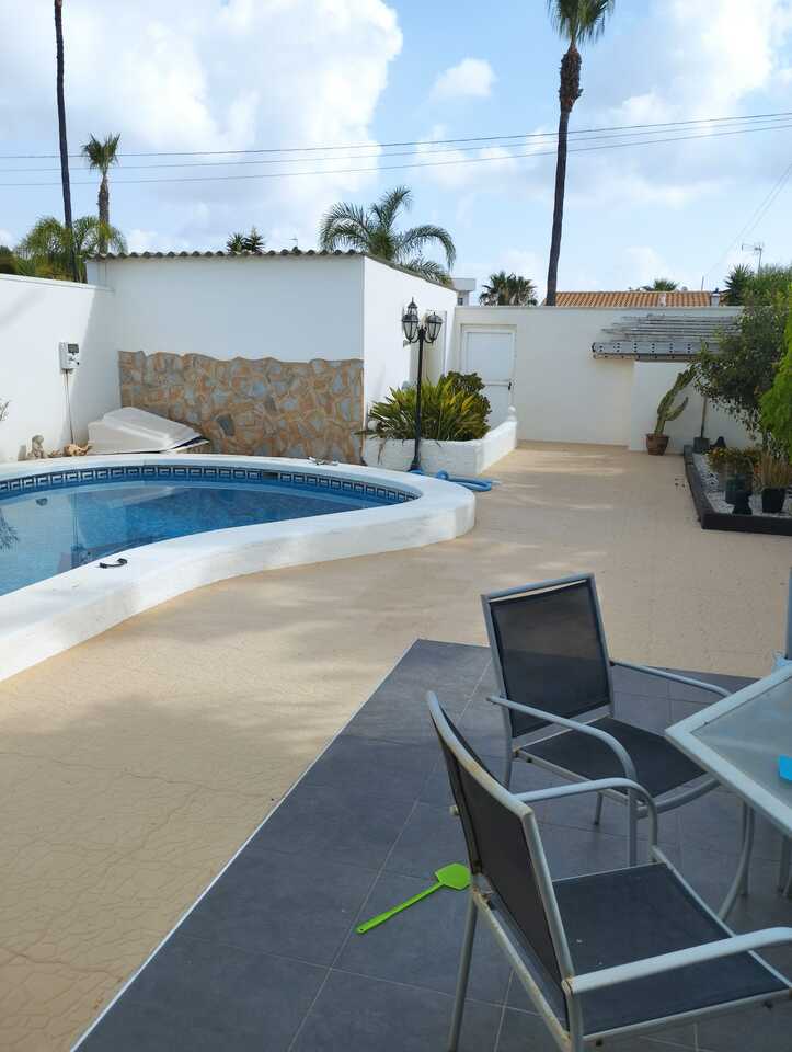 Villa en venta en Cabo Roig