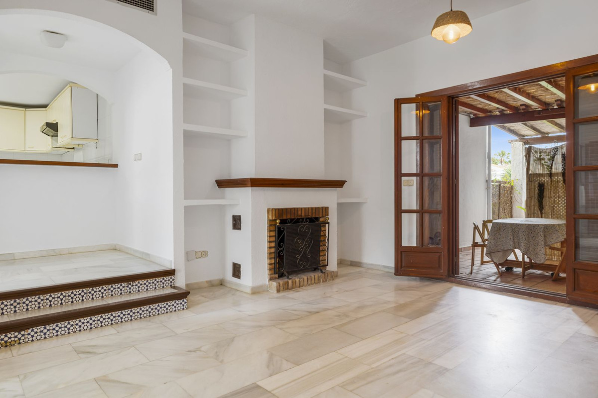 Town House for sale in Estepona, Málaga, Spain