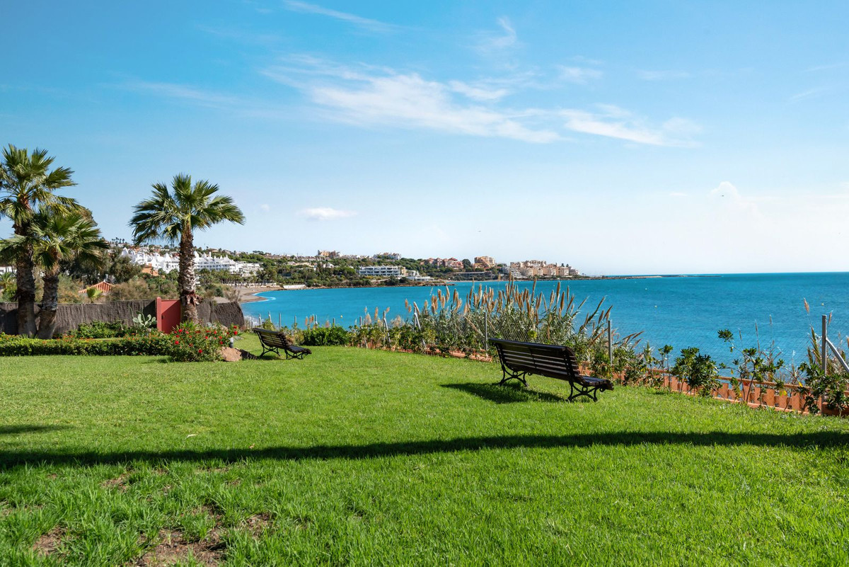 Town House for sale in Estepona, Málaga, Spain