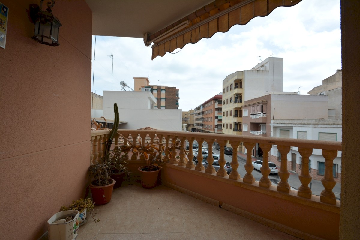 Villa for sale in Guardamar Del Segura, Alicante, Spain