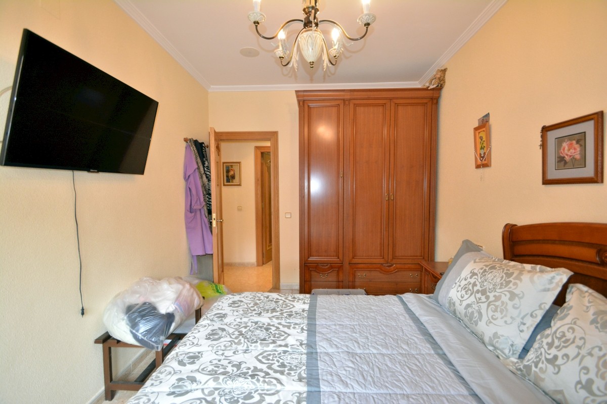 Villa for sale in Guardamar Del Segura, Alicante, Spain