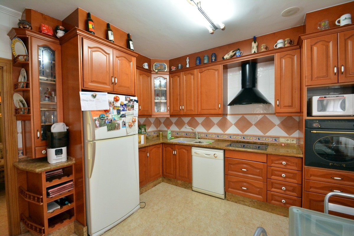 Villa for sale in Guardamar Del Segura, Alicante, Spain