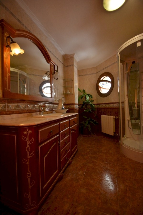 Villa for sale in Guardamar Del Segura, Alicante, Spain
