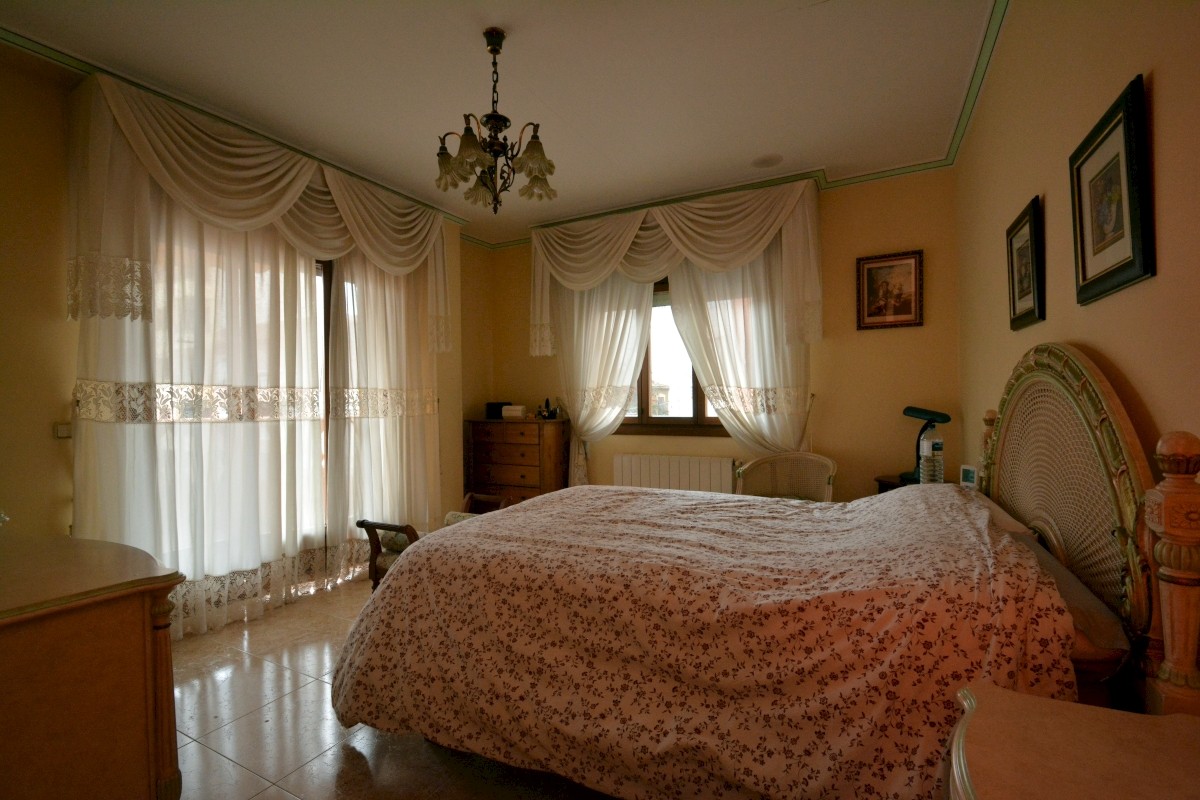 Villa for sale in Guardamar Del Segura, Alicante, Spain