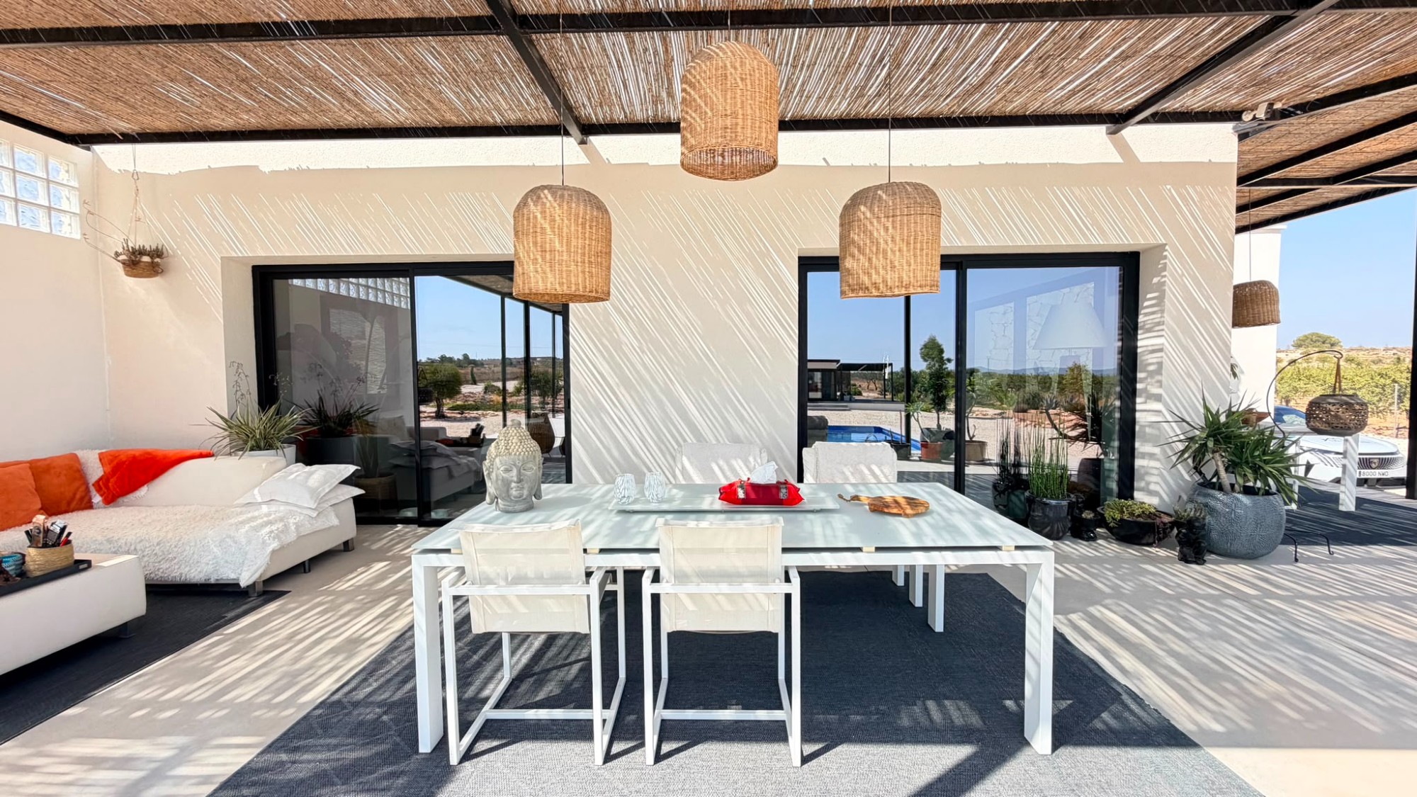 Villa for sale in Pinoso, Alicante, Spain