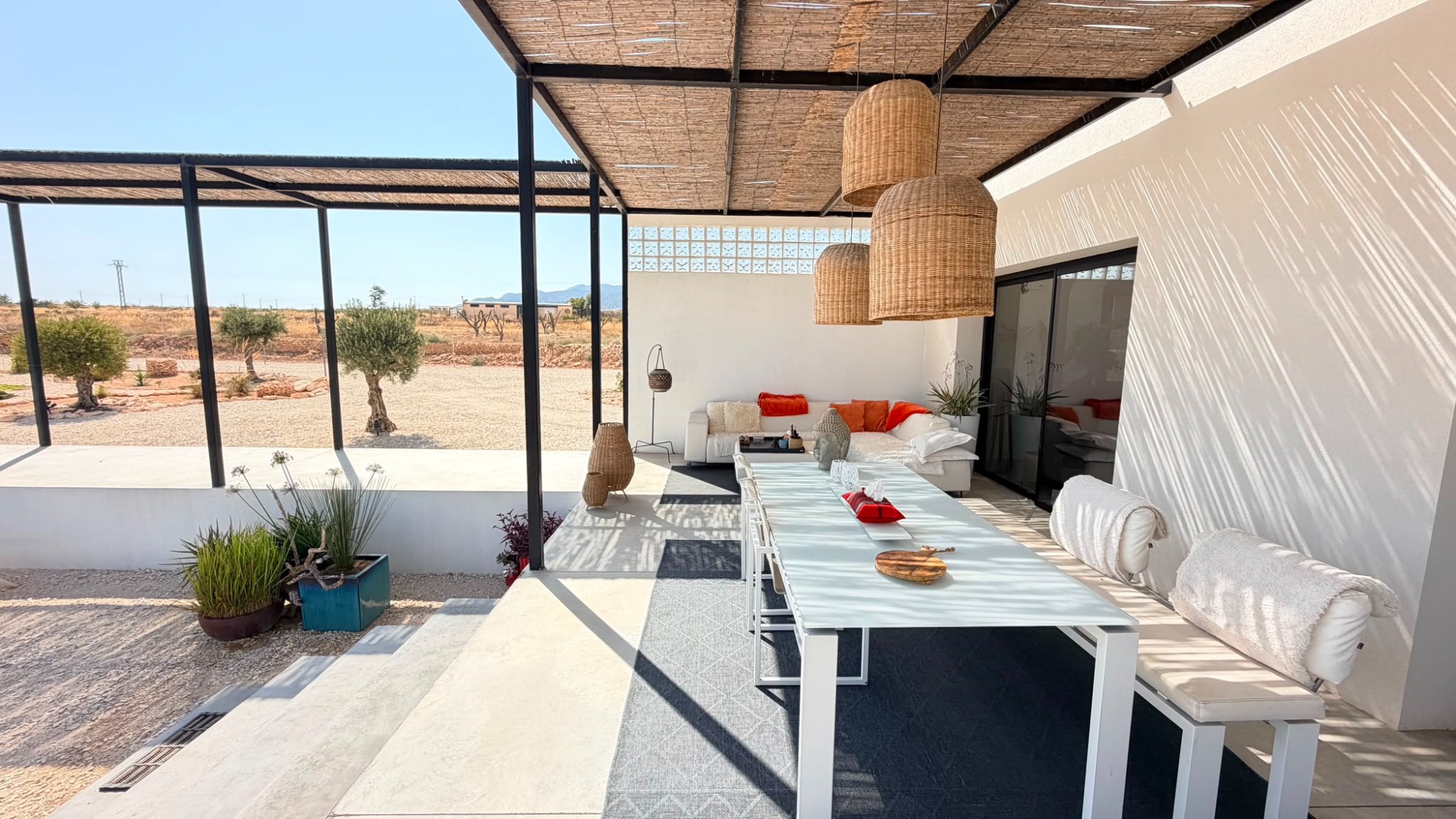 Villa for sale in Pinoso, Alicante, Spain
