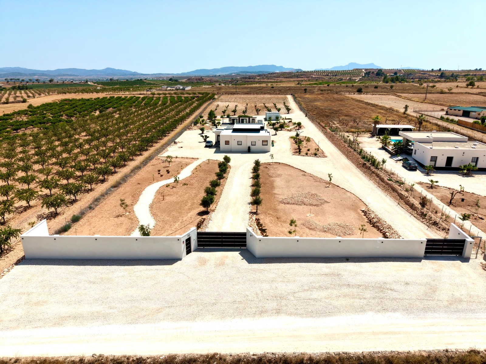 Villa for sale in Pinoso, Alicante, Spain