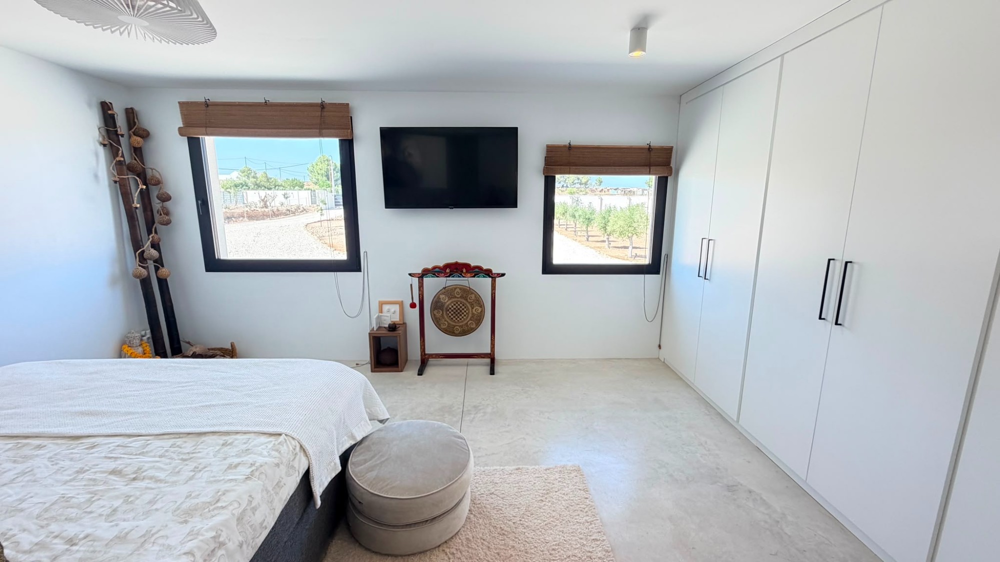 Villa for sale in Pinoso, Alicante, Spain